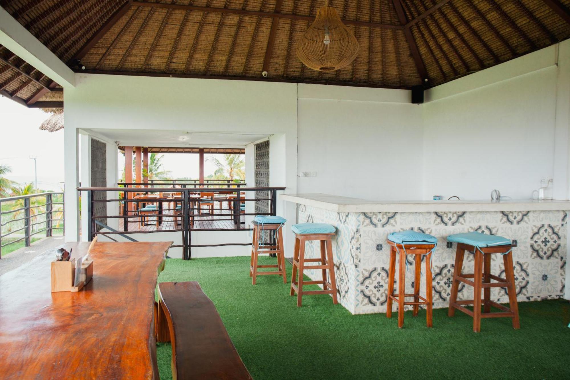 Swell Hotel, Pool Bar & Restaurant Танах Лот Экстерьер фото